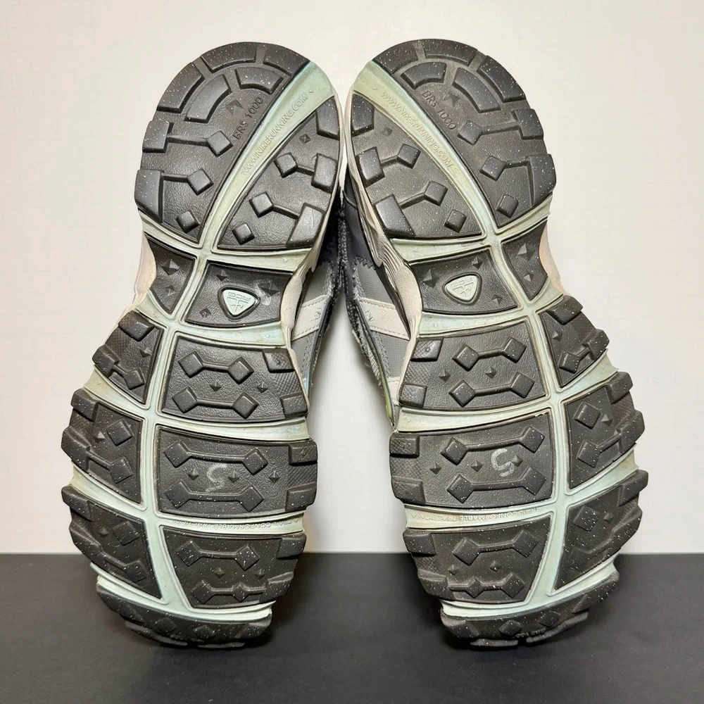 Womens NIKE ACG Alvord Series Trail Running Shoes / Size 8.5